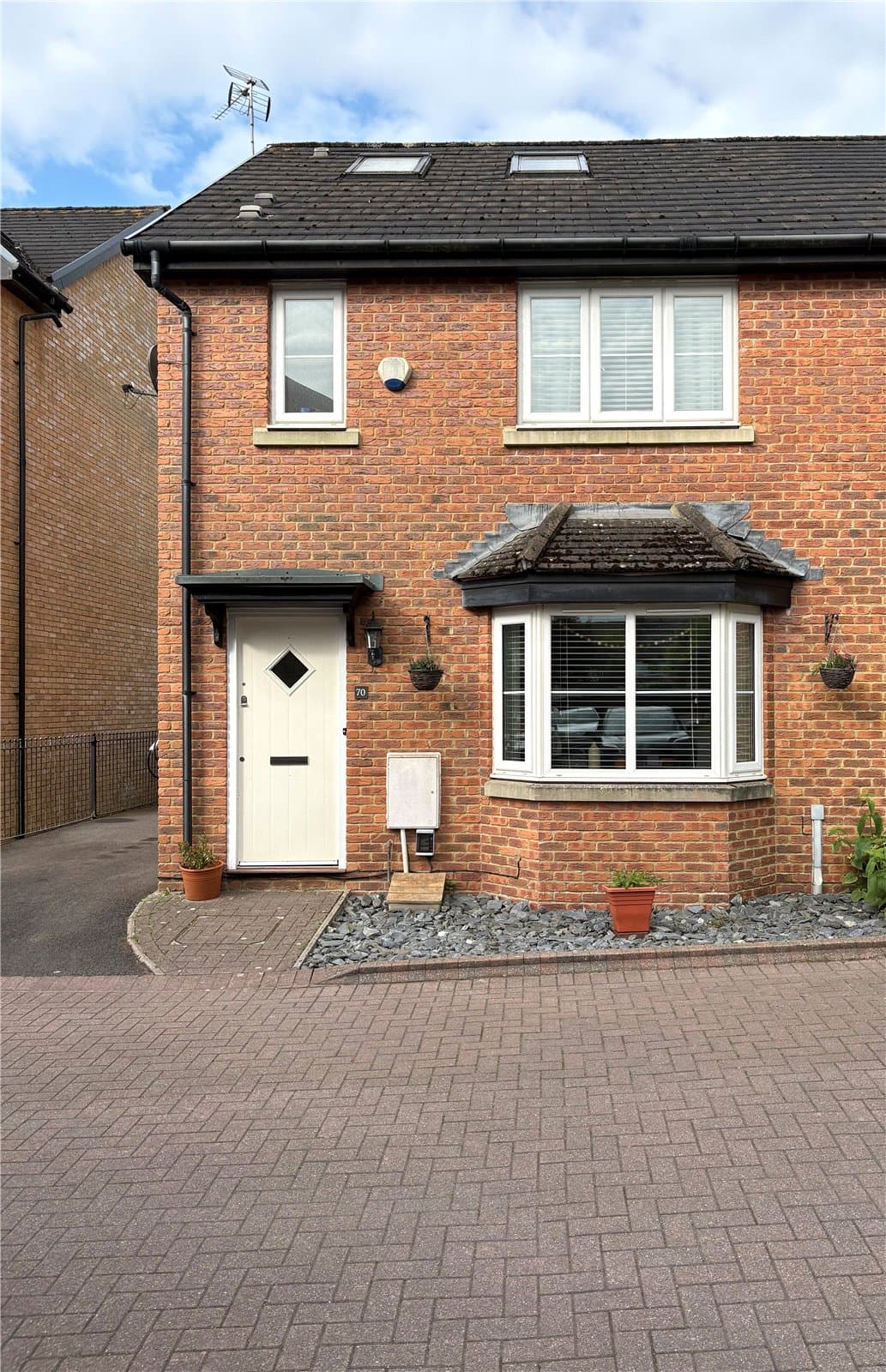 Whitworth Square, Whitchurch, Cardiff, South Glamorgan, CF14 7DR