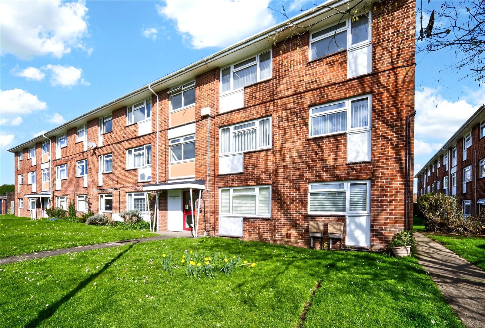 Dorchester Mansions, Park Lane, Whitchurch, Cardiff, CF14 7AW